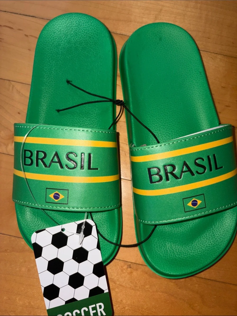 Kids soccer fan slides Brasil Size 9/10, 11/12, 2/3